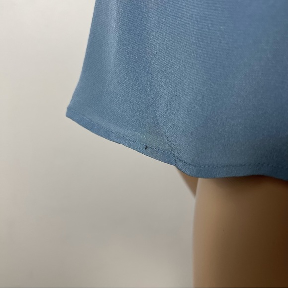 NEW CAMI NYC BLUE SILK TOP - Picture 5 of 8